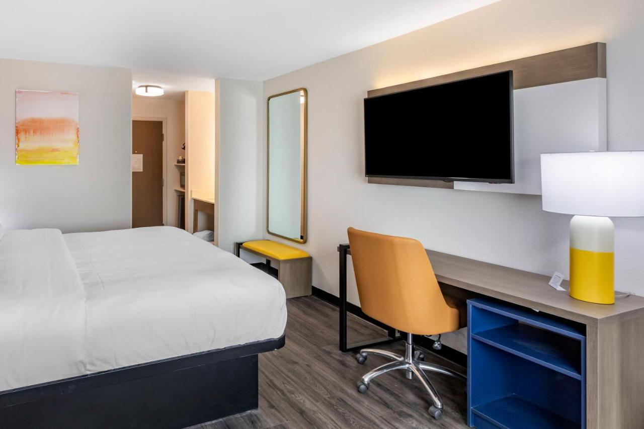 Comfort Inn Mount Pleasant - Расин Экстерьер фото