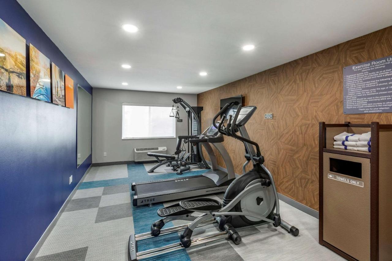 Comfort Inn Mount Pleasant - Расин Экстерьер фото